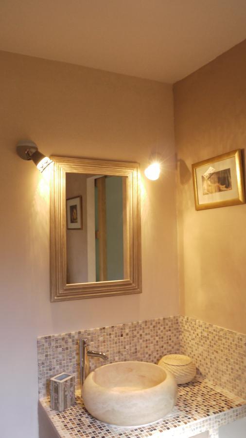Bed and Breakfast Longo Mai Sillans-la Cascade Zewnętrze zdjęcie