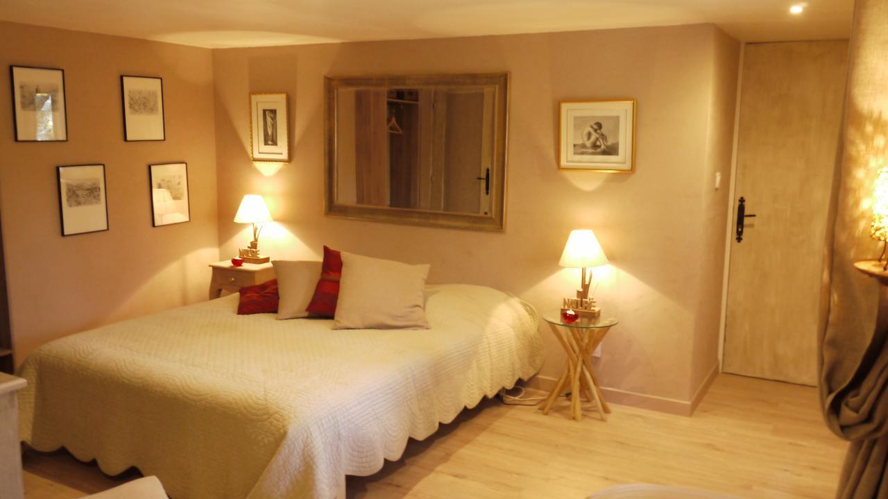 Bed and Breakfast Longo Mai Sillans-la Cascade Zewnętrze zdjęcie